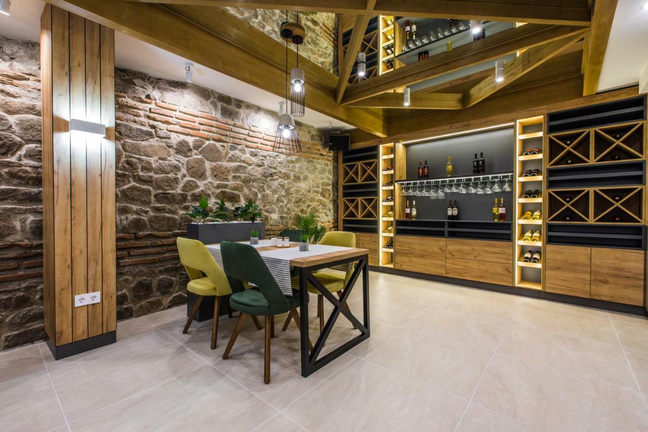 Hillhouse Plovdiv Hotell Exteriör bild