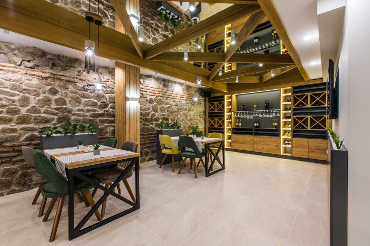 Hillhouse Plovdiv Hotell Exteriör bild