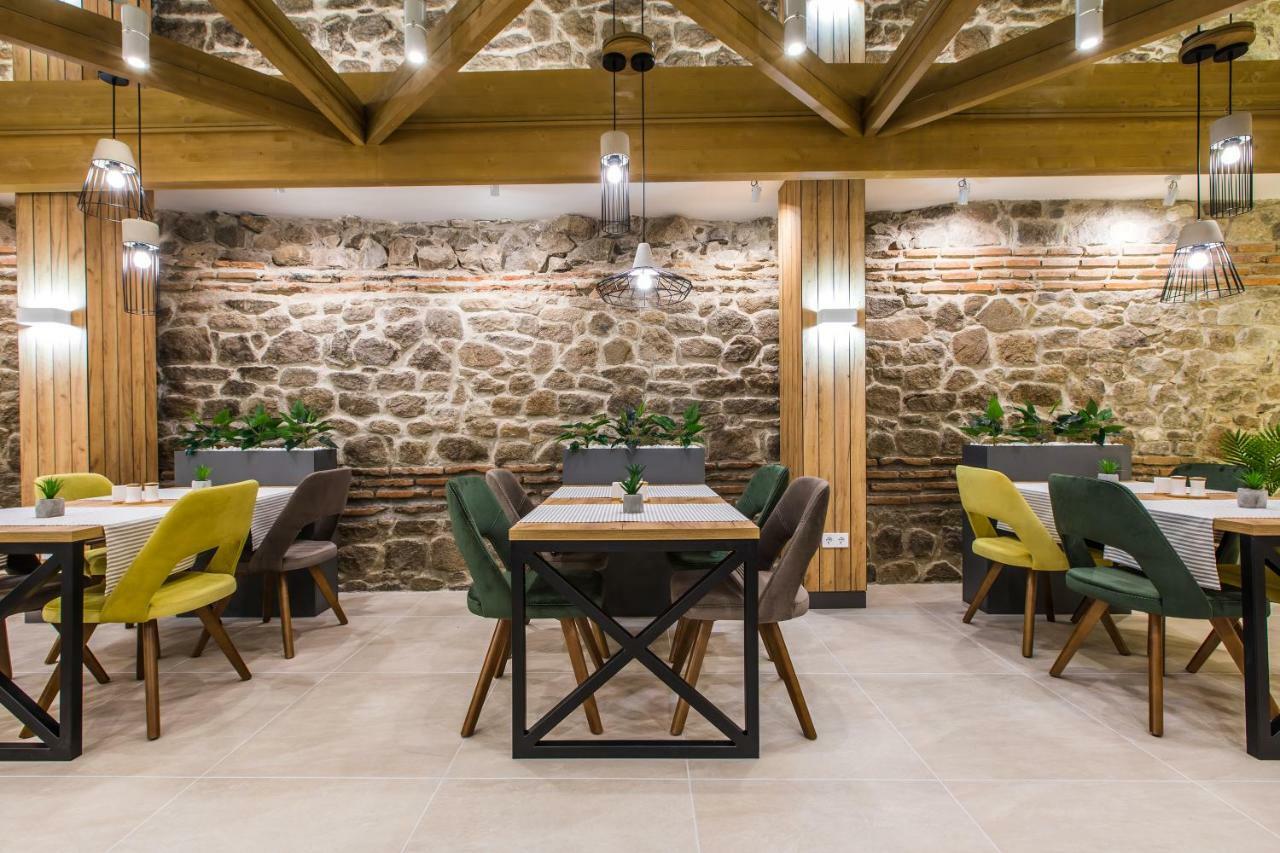 Hillhouse Plovdiv Hotell Exteriör bild