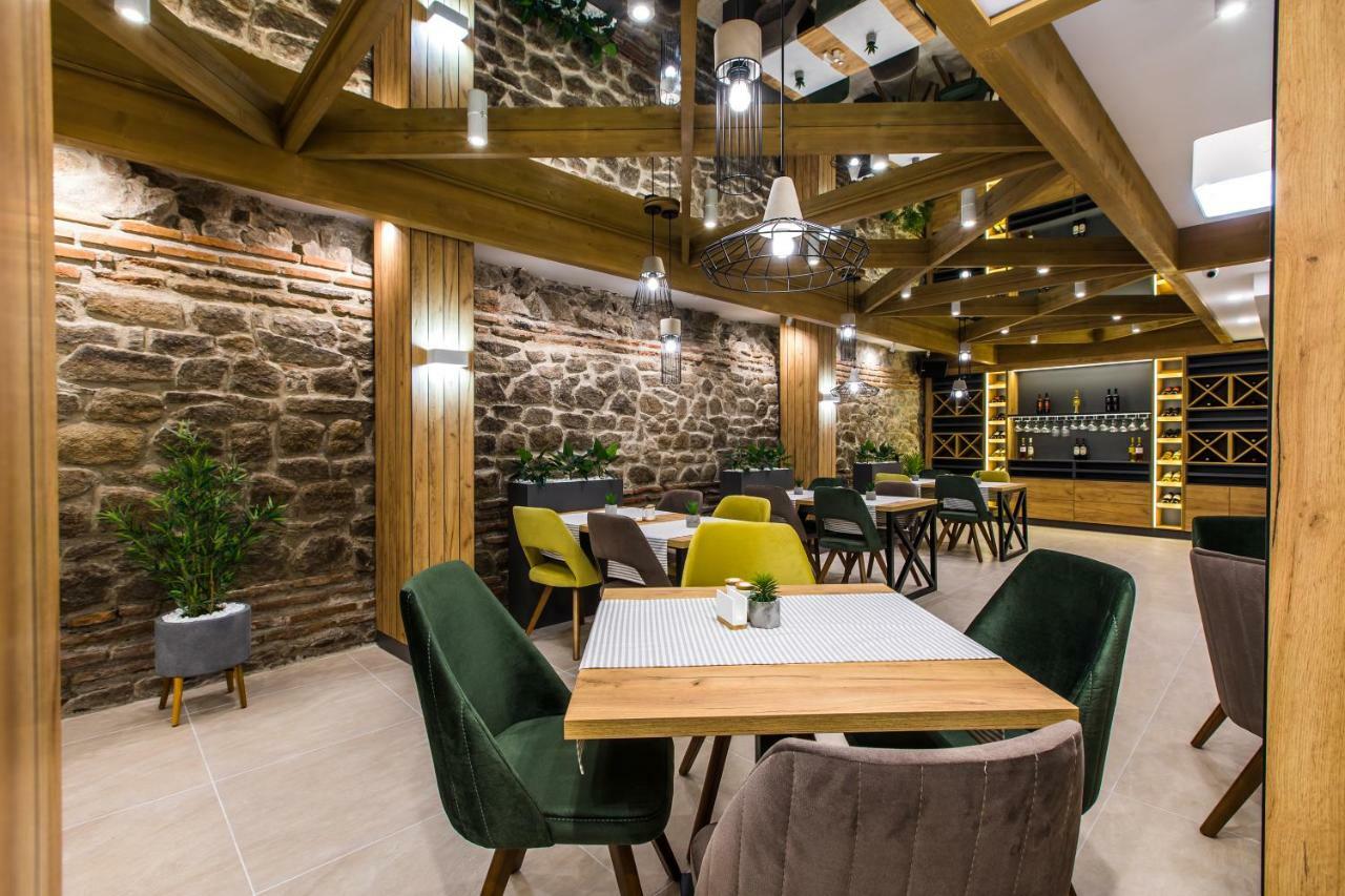 Hillhouse Plovdiv Hotell Exteriör bild